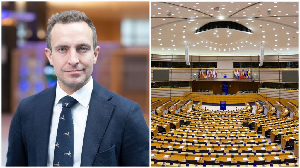 Tomas Tobé (M) och ett tomt EU-parlament